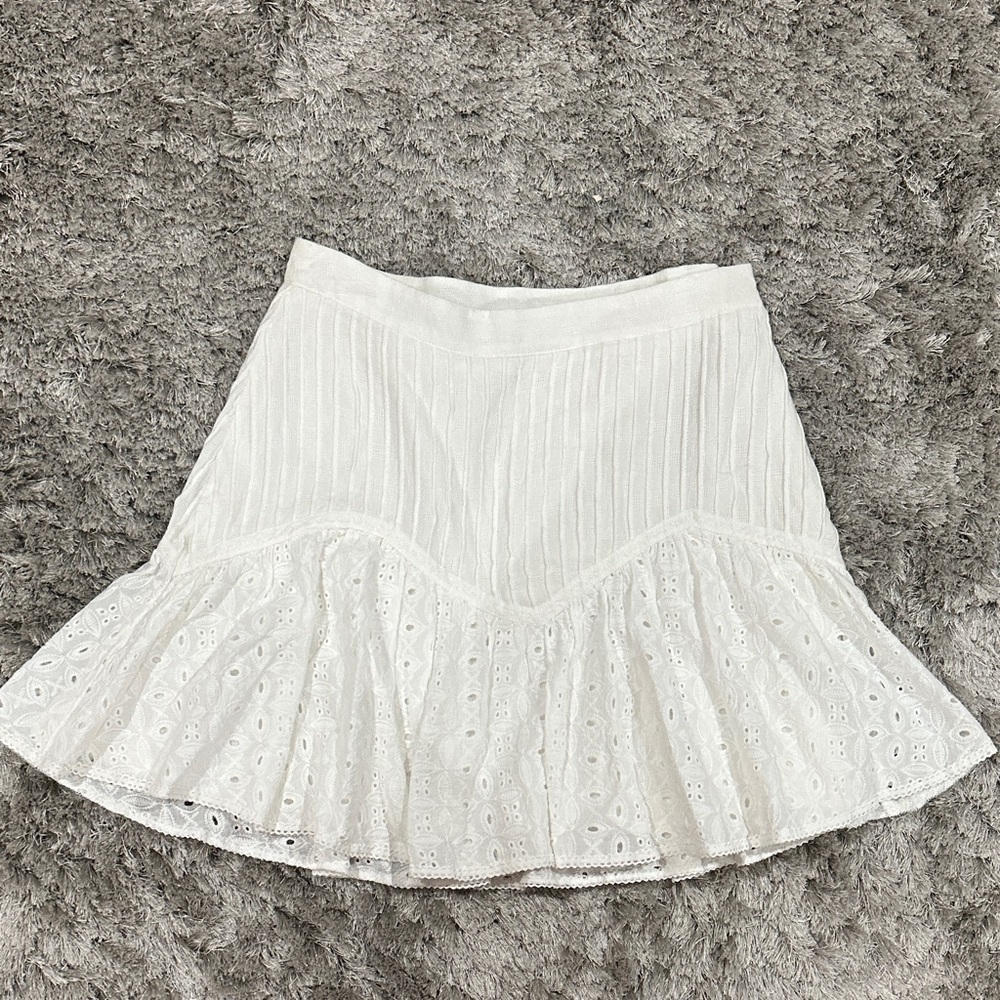 Elegant White Lace Skirt